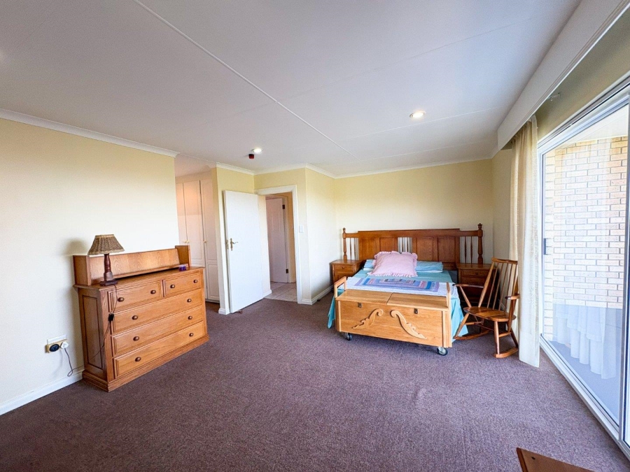 3 Bedroom Property for Sale in Stilbaai Western Cape